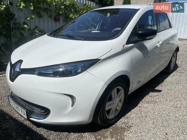 Білий Рено Зое, об'ємом двигуна 0 л та пробігом 130 тис. км за 6000 $, фото 2 на Automoto.ua