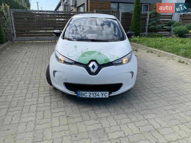 Білий Рено Зое, об'ємом двигуна 0 л та пробігом 235 тис. км за 7500 $, фото 3 на Automoto.ua