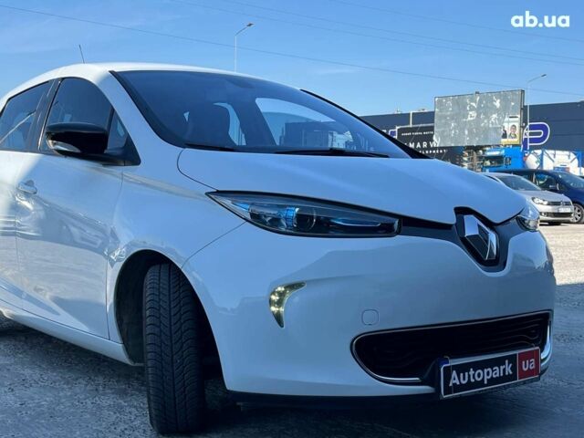 Белый Рено Зое, объемом двигателя 0 л и пробегом 56 тыс. км за 7190 $, фото 14 на Automoto.ua