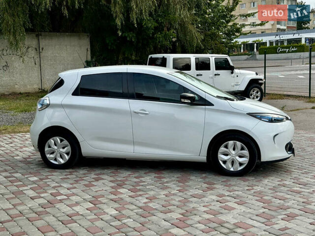 Білий Рено Зое, об'ємом двигуна 0 л та пробігом 110 тис. км за 6200 $, фото 7 на Automoto.ua