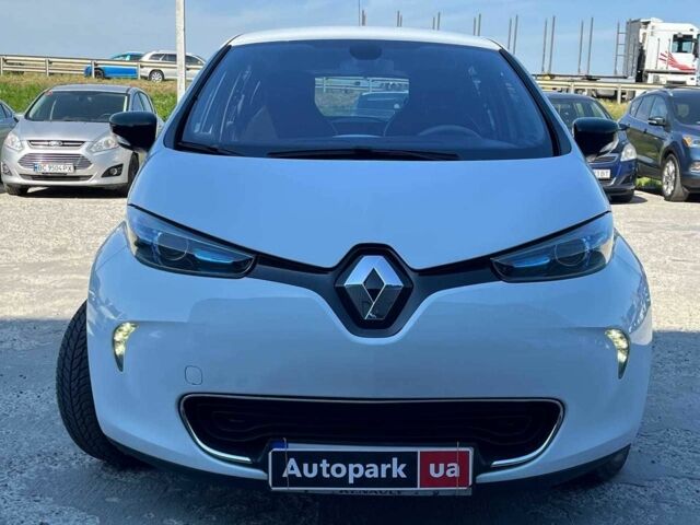 Белый Рено Зое, объемом двигателя 0 л и пробегом 56 тыс. км за 6440 $, фото 1 на Automoto.ua