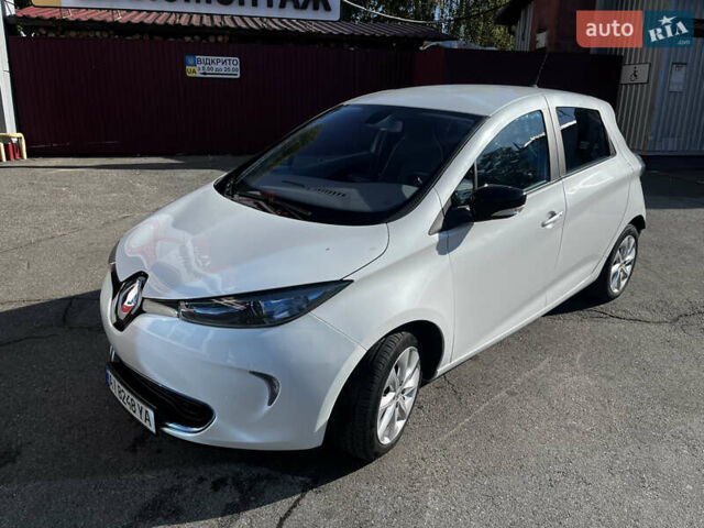 Белый Рено Зое, объемом двигателя 0 л и пробегом 123 тыс. км за 6850 $, фото 11 на Automoto.ua