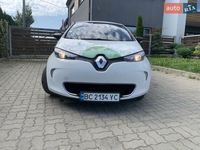 Білий Рено Зое, об'ємом двигуна 0 л та пробігом 235 тис. км за 7500 $, фото 4 на Automoto.ua