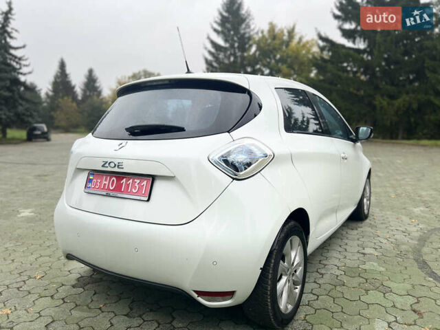 Белый Рено Зое, объемом двигателя 0 л и пробегом 103 тыс. км за 6799 $, фото 21 на Automoto.ua