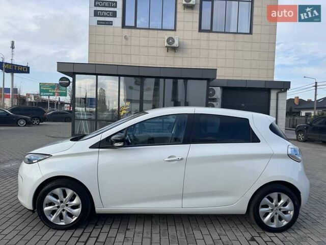 Белый Рено Зое, объемом двигателя 0 л и пробегом 167 тыс. км за 6599 $, фото 5 на Automoto.ua