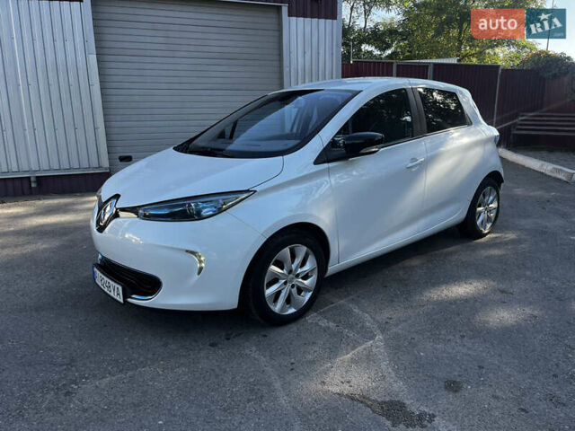 Белый Рено Зое, объемом двигателя 0 л и пробегом 123 тыс. км за 6850 $, фото 12 на Automoto.ua