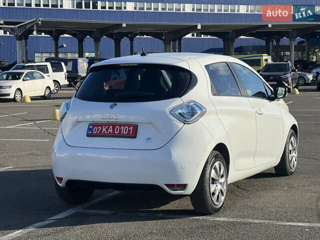 Білий Рено Зое, об'ємом двигуна 0 л та пробігом 115 тис. км за 6550 $, фото 21 на Automoto.ua
