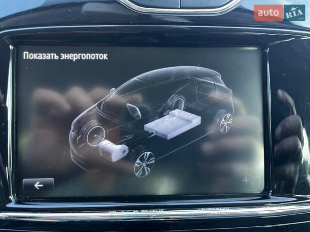 Белый Рено Зое, объемом двигателя 0 л и пробегом 123 тыс. км за 6850 $, фото 32 на Automoto.ua
