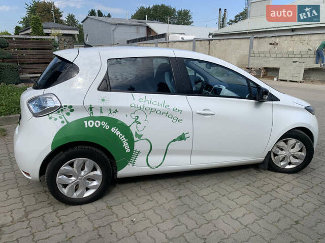 Білий Рено Зое, об'ємом двигуна 0 л та пробігом 235 тис. км за 7500 $, фото 7 на Automoto.ua