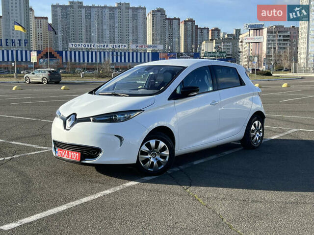 Білий Рено Зое, об'ємом двигуна 0 л та пробігом 115 тис. км за 6550 $, фото 13 на Automoto.ua