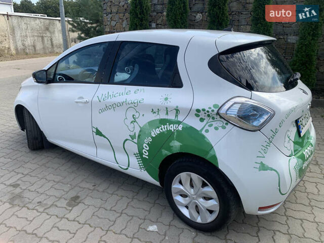 Білий Рено Зое, об'ємом двигуна 0 л та пробігом 235 тис. км за 7500 $, фото 13 на Automoto.ua