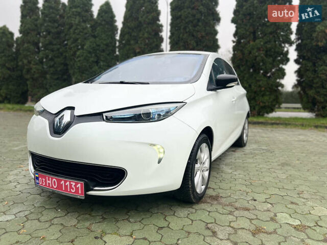 Белый Рено Зое, объемом двигателя 0 л и пробегом 103 тыс. км за 6799 $, фото 11 на Automoto.ua