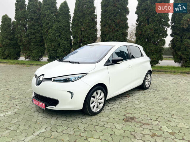 Белый Рено Зое, объемом двигателя 0 л и пробегом 103 тыс. км за 6799 $, фото 5 на Automoto.ua