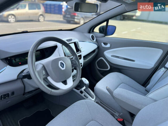 Рено Зое 2014 в Дубно на Automoto.ua Белый Рено Зое, объемом двигателя 0 л и пробегом 76 тыс. км за 6500 $, фото 32 на Automoto.ua
