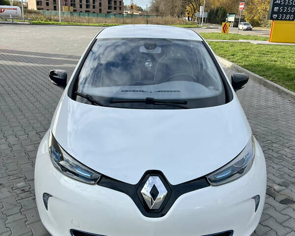 Рено Зое 2014 в Луцке на Automoto.ua Белый Рено Зое, объемом двигателя 0 л и пробегом 87 тыс. км за 6700 $, фото 2 на Automoto.ua