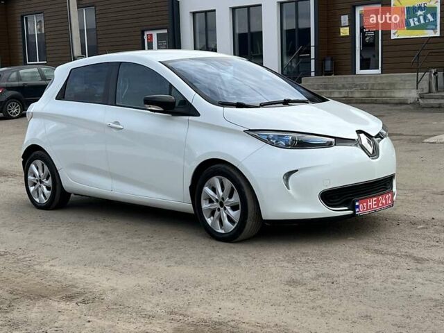 Белый Рено Зое, объемом двигателя 0 л и пробегом 137 тыс. км за 6350 $, фото 4 на Automoto.ua