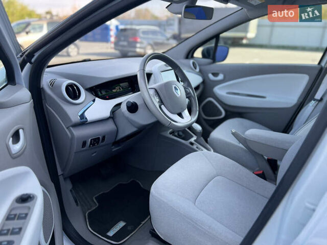 Рено Зое 2014 в Дубно на Automoto.ua Белый Рено Зое, объемом двигателя 0 л и пробегом 76 тыс. км за 6500 $, фото 31 на Automoto.ua