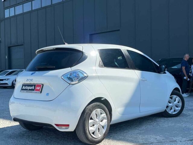 Белый Рено Зое, объемом двигателя 0 л и пробегом 56 тыс. км за 6440 $, фото 8 на Automoto.ua