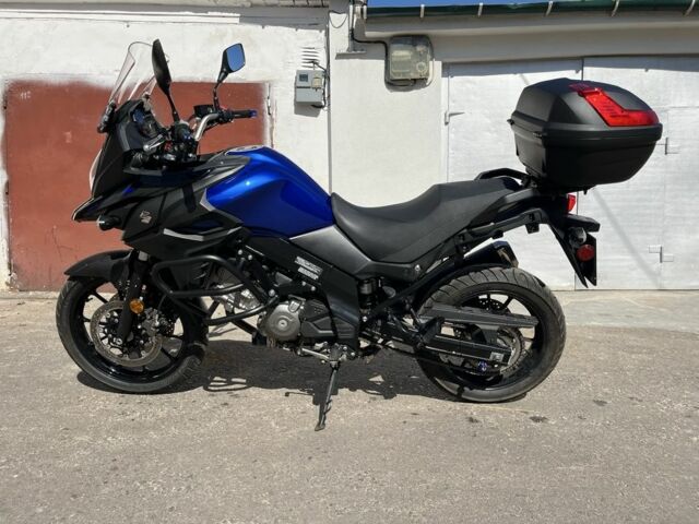 Білий Рено Зое, об'ємом двигуна 0 л та пробігом 160 тис. км за 5525 $, фото 3 на Automoto.ua