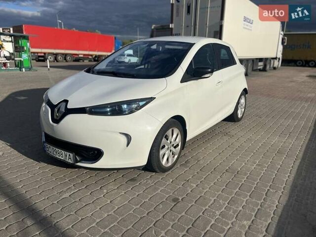 Білий Рено Зое, об'ємом двигуна 0 л та пробігом 117 тис. км за 6200 $, фото 1 на Automoto.ua