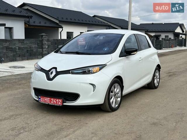 Белый Рено Зое, объемом двигателя 0 л и пробегом 137 тыс. км за 6350 $, фото 12 на Automoto.ua