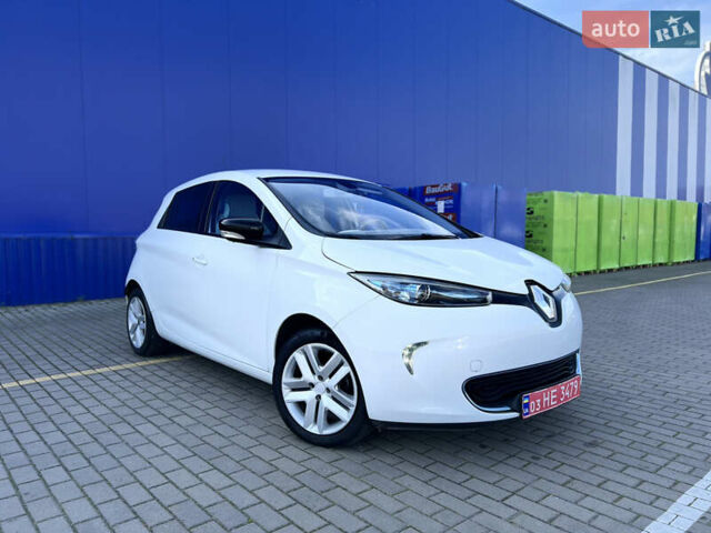 Рено Зое 2014 в Дубно на Automoto.ua Белый Рено Зое, объемом двигателя 0 л и пробегом 76 тыс. км за 6500 $, фото 2 на Automoto.ua