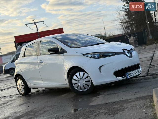 Білий Рено Зое, об'ємом двигуна 0 л та пробігом 77 тис. км за 5750 $, фото 2 на Automoto.ua