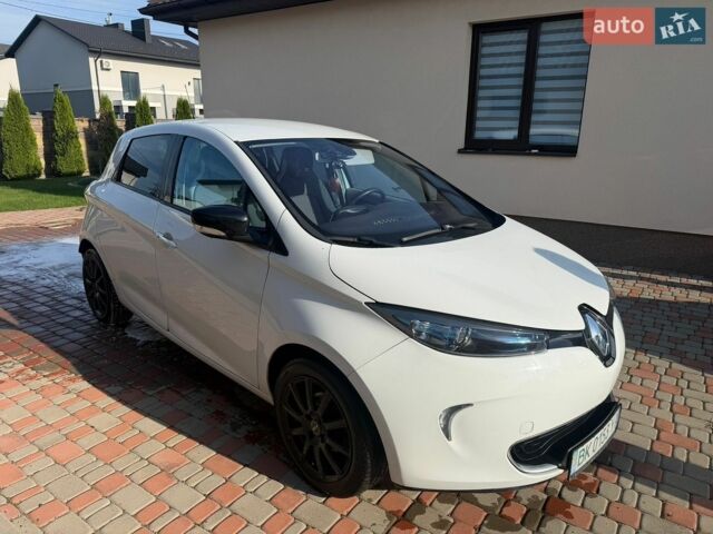 Білий Рено Зое, об'ємом двигуна 0 л та пробігом 116 тис. км за 6700 $, фото 1 на Automoto.ua