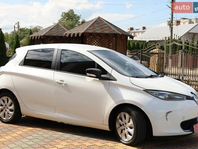 Белый Рено Зое, объемом двигателя 0 л и пробегом 101 тыс. км за 6950 $, фото 3 на Automoto.ua
