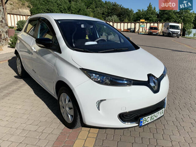 Білий Рено Зое, об'ємом двигуна 0 л та пробігом 162 тис. км за 5300 $, фото 1 на Automoto.ua