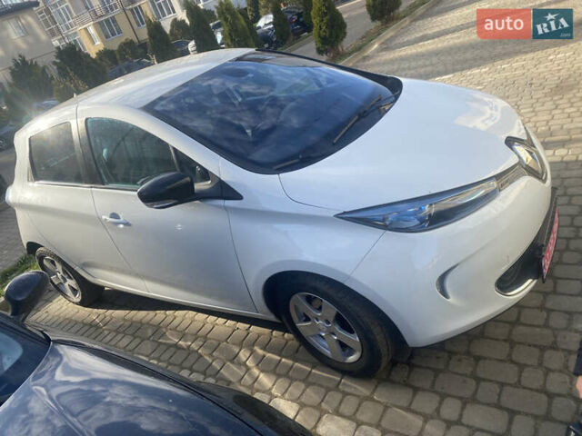 Білий Рено Зое, об'ємом двигуна 0 л та пробігом 90 тис. км за 6650 $, фото 2 на Automoto.ua