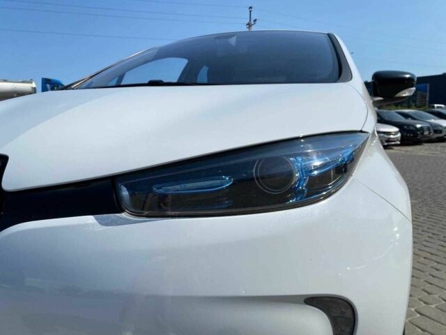 Белый Рено Зое, объемом двигателя 0 л и пробегом 91 тыс. км за 6480 $, фото 12 на Automoto.ua