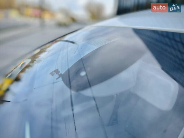 Білий Рено Зое, об'ємом двигуна 0 л та пробігом 160 тис. км за 7500 $, фото 12 на Automoto.ua