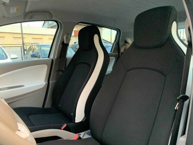 Рено Зое 2015 в Коломые на Automoto.ua Белый Рено Зое, объемом двигателя 0 л и пробегом 90 тыс. км за 6499 $, фото 12 на Automoto.ua