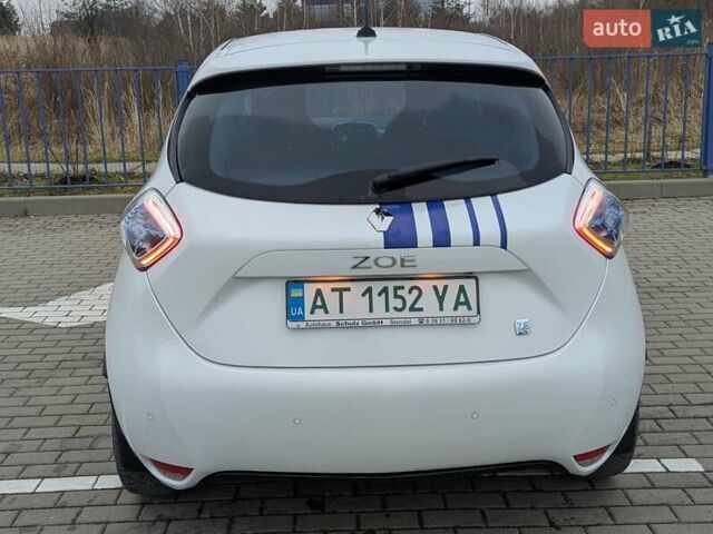 Білий Рено Зое, об'ємом двигуна 0 л та пробігом 85 тис. км за 6995 $, фото 12 на Automoto.ua