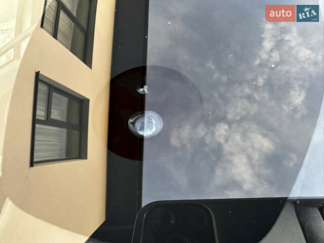 Рено Зое 2015 у Тернополі на Automoto.ua Білий Рено Зое, об'ємом двигуна 0 л та пробігом 159 тис. км за 6400 $, фото 17 на Automoto.ua