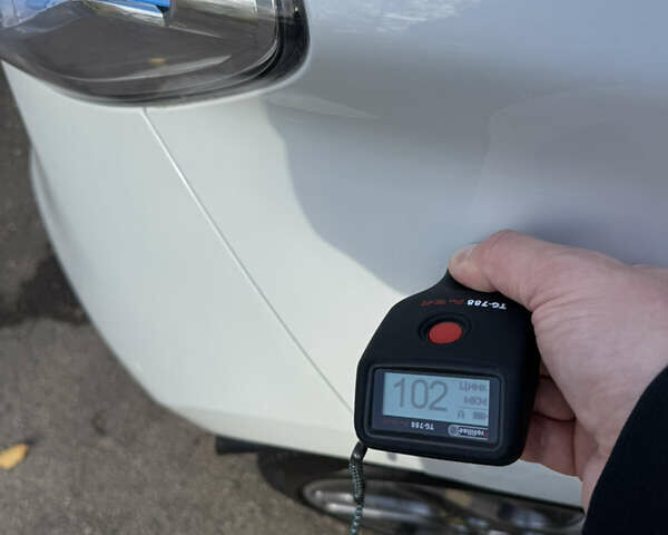 Білий Рено Зое, об'ємом двигуна 0 л та пробігом 68 тис. км за 6976 $, фото 35 на Automoto.ua