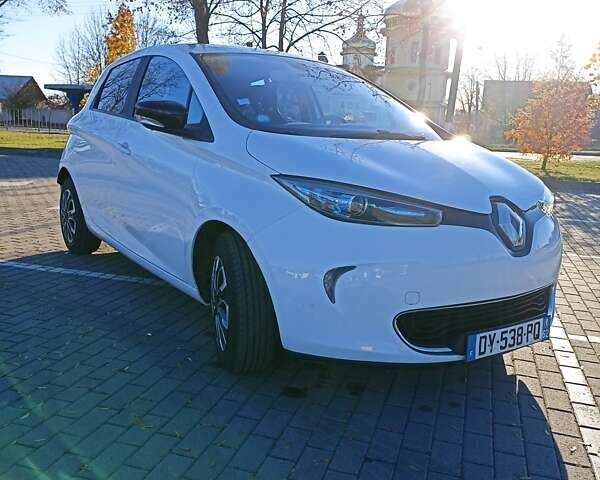 Рено Зое 2015 в Коломые на Automoto.ua Белый Рено Зое, объемом двигателя 0 л и пробегом 88 тыс. км за 6700 $, фото 2 на Automoto.ua