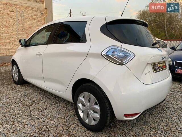 Білий Рено Зое, об'ємом двигуна 0 л та пробігом 90 тис. км за 6499 $, фото 6 на Automoto.ua