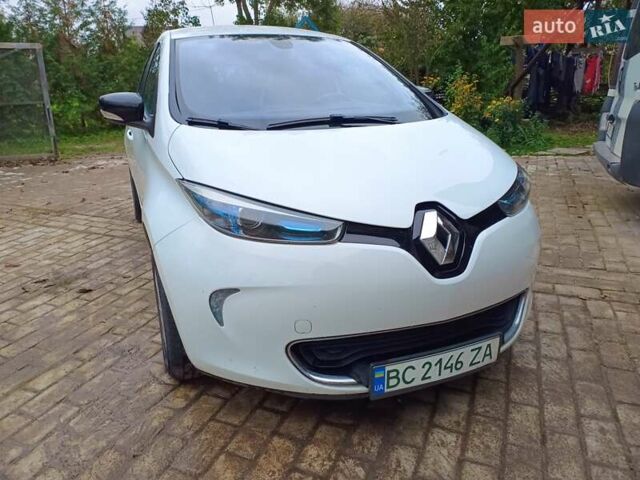 Белый Рено Зое, объемом двигателя 0 л и пробегом 231 тыс. км за 5900 $, фото 6 на Automoto.ua