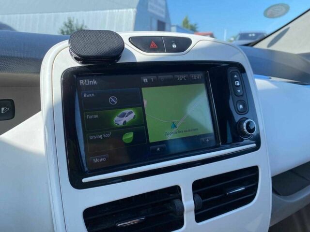 Білий Рено Зое, об'ємом двигуна 0 л та пробігом 91 тис. км за 6640 $, фото 18 на Automoto.ua