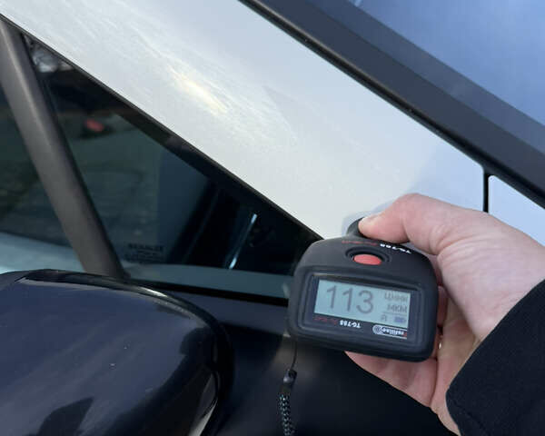 Білий Рено Зое, об'ємом двигуна 0 л та пробігом 68 тис. км за 6976 $, фото 33 на Automoto.ua