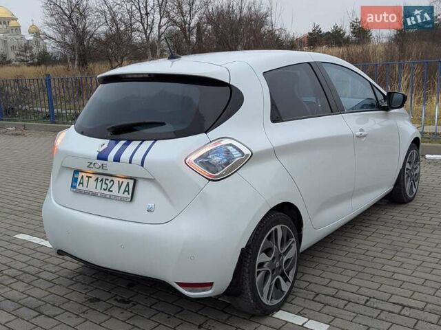 Білий Рено Зое, об'ємом двигуна 0 л та пробігом 85 тис. км за 6995 $, фото 16 на Automoto.ua