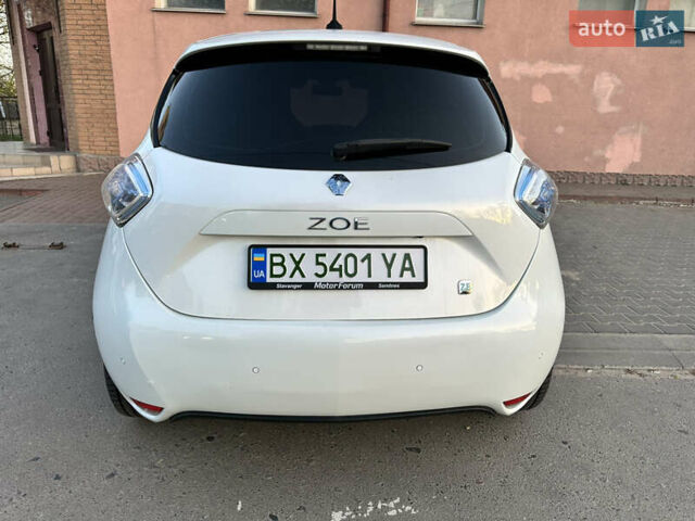 Білий Рено Зое, об'ємом двигуна 0 л та пробігом 127 тис. км за 5800 $, фото 10 на Automoto.ua