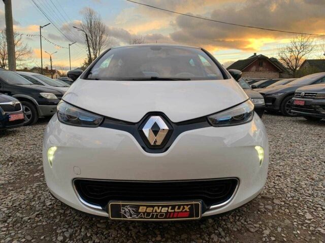 Рено Зое 2015 в Коломые на Automoto.ua Белый Рено Зое, объемом двигателя 0 л и пробегом 90 тыс. км за 6499 $, фото 1 на Automoto.ua