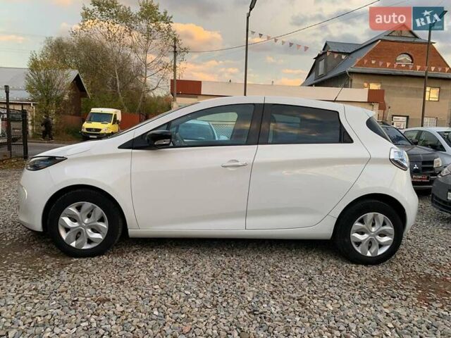 Білий Рено Зое, об'ємом двигуна 0 л та пробігом 90 тис. км за 6499 $, фото 5 на Automoto.ua