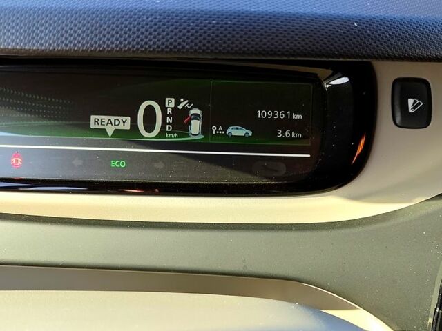 Белый Рено Зое, объемом двигателя 65 л и пробегом 110 тыс. км за 6200 $, фото 3 на Automoto.ua