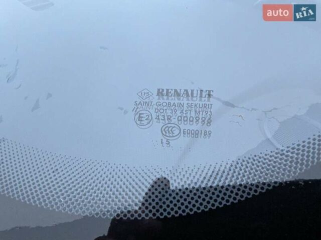 Білий Рено Зое, об'ємом двигуна 0 л та пробігом 85 тис. км за 6995 $, фото 18 на Automoto.ua
