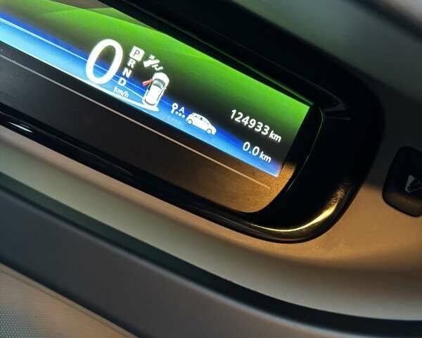 Білий Рено Зое, об'ємом двигуна 0 л та пробігом 124 тис. км за 6900 $, фото 15 на Automoto.ua