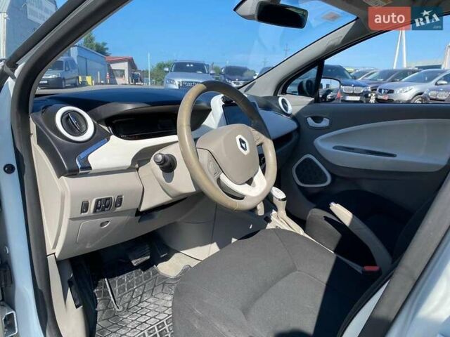 Білий Рено Зое, об'ємом двигуна 0 л та пробігом 91 тис. км за 6940 $, фото 15 на Automoto.ua